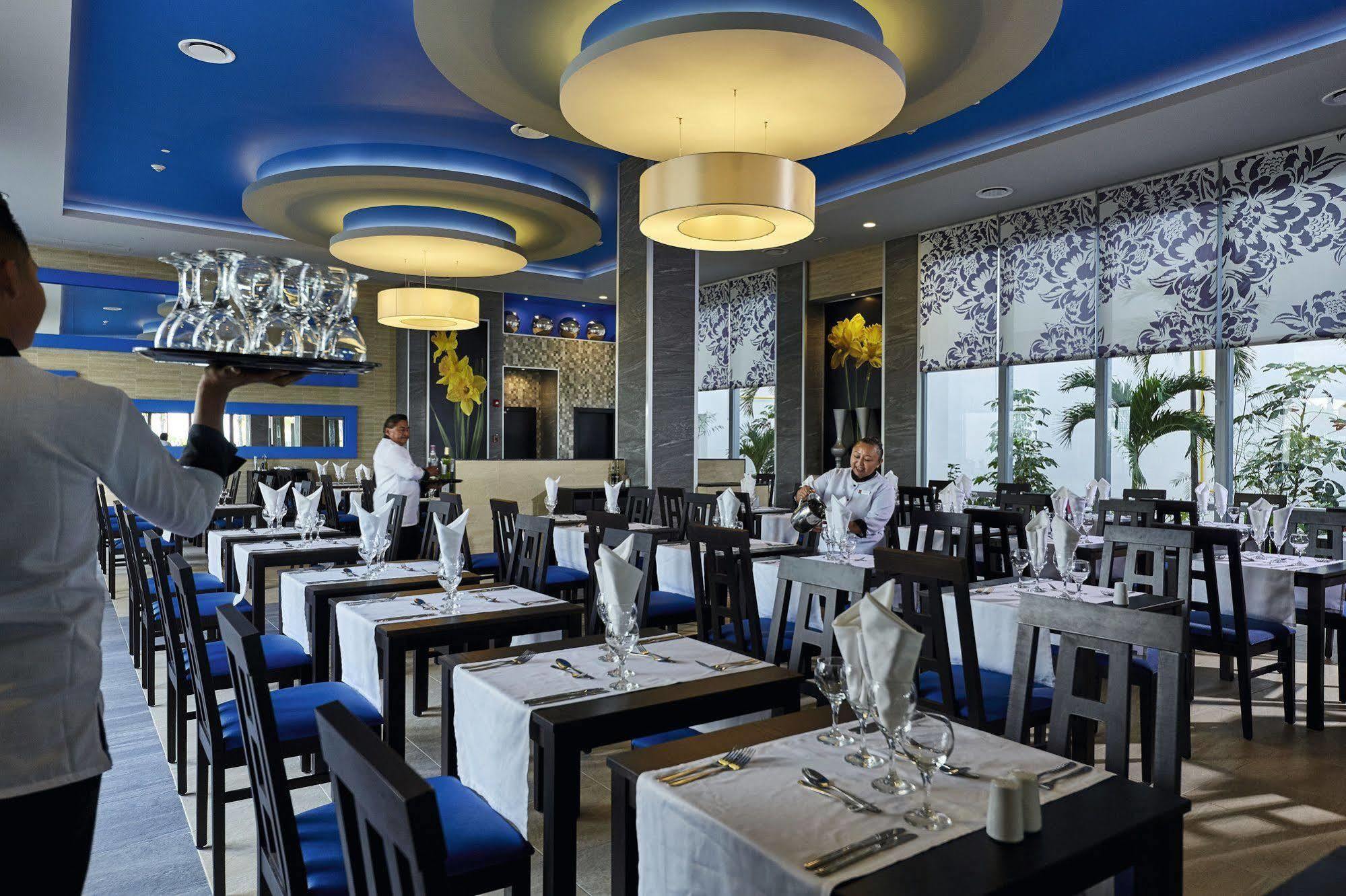 Riu Dunamar Chacmuchuch Extérieur photo